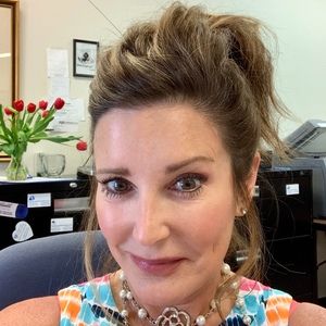 Meet your Posher, Melissa & Family 💜